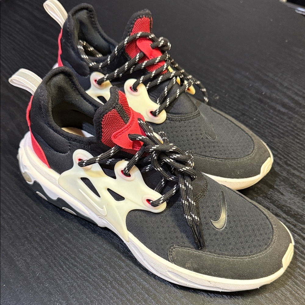 Nike Kids Black and Red Sneakers with White Accents